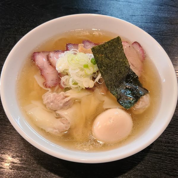 「チャーシューワンタンメン(塩)¥1200+味付け玉玉120」@支那ソバ 小むろの写真