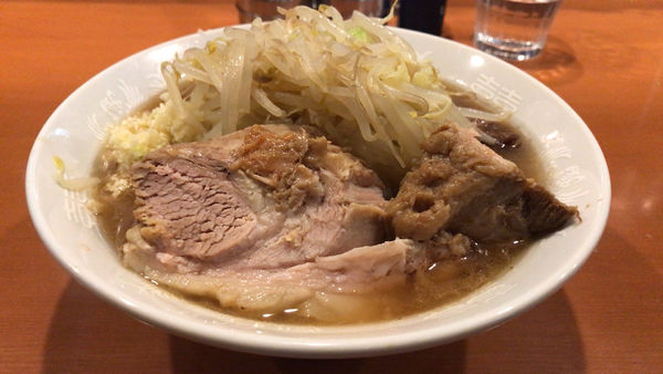 「豚麺ﾐﾆ 150g (豚1枚) ￥700 豚増1枚 ￥100」@麺屋 長次郎の写真