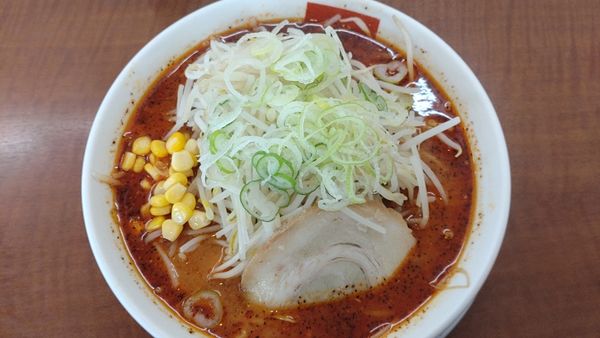 「辛味噌ラーメン＋もやし」@ラーメンばんだい 新鎌ケ谷店の写真