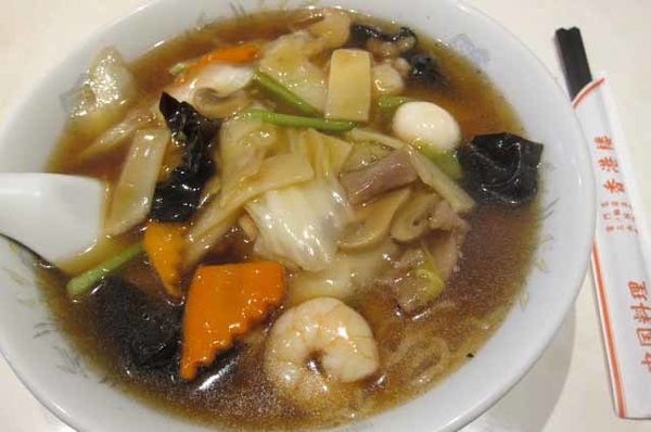 「五目そば 720円」@中国料理 香港楼 三ノ輪店の写真