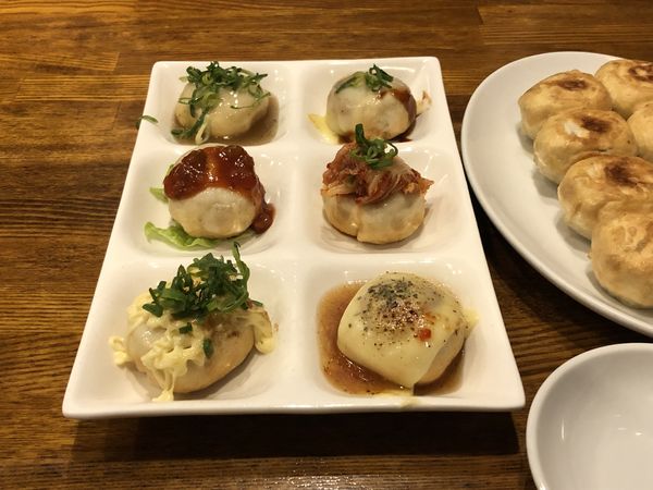 「オール６　￥７７０」@情熱ギョーザ 大高店の写真