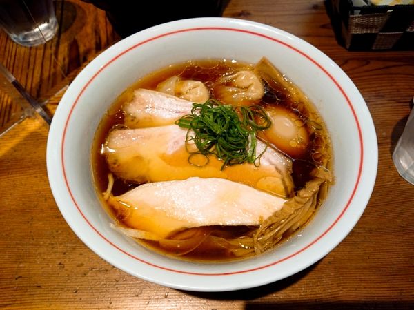 「特製 醤油ラーメン」@ラーメン屋 トイ・ボックスの写真