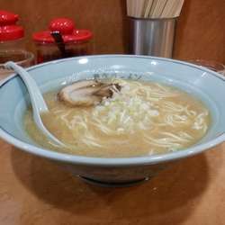 中番ラーメン