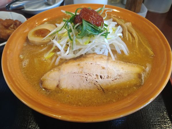 「むげん味噌ラーメン(¥900)＋白飯セット(¥320)」@むげん 茂原店の写真
