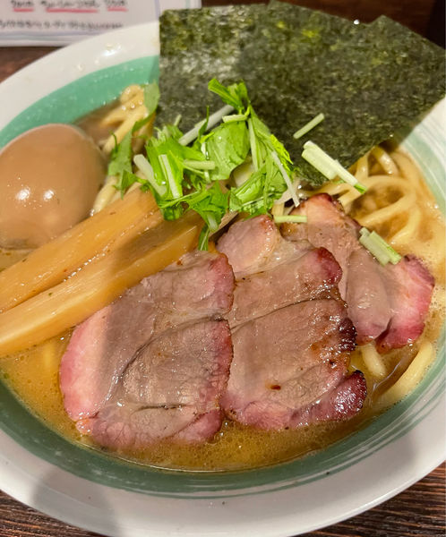「特らぁめん中盛」@自家製麺 麺屋 利八の写真