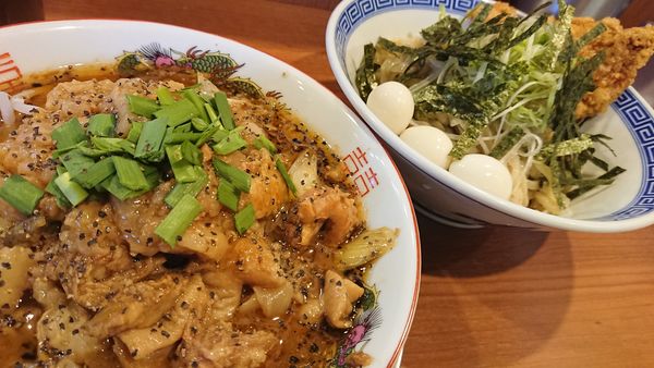 「【限定】特製モッ味噌つけめん」@びんびん豚 坂戸店の写真