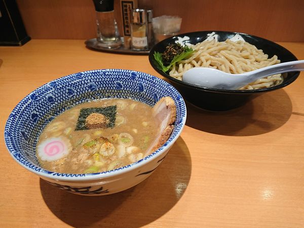 「生七味つけめん」@六厘舎の写真