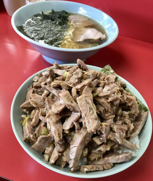 「チャーシュー丼￥300＋ラーメン￥500」@ラーメンショップ 綾瀬店の写真