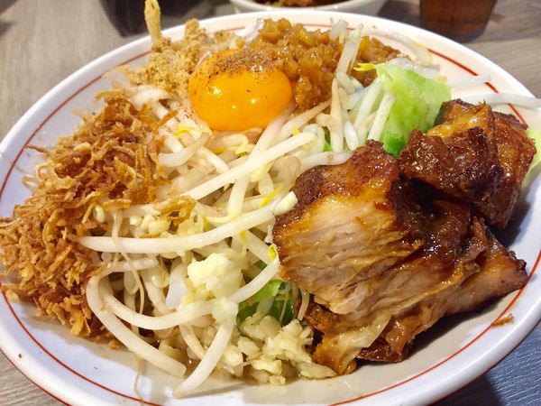 「【限定】まぜまぜぱた郎〜追い飯付〜【1000円】」@らーめん ぱったぱたの写真