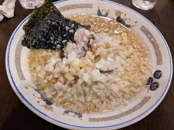 「ラーメン並750円　つまみ2種270円　瓶ビール500円」@麺処 そら亭の写真