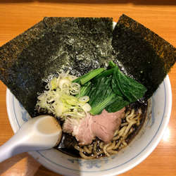 とんこつブラックラーメン