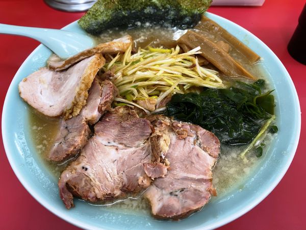 「ネギチャーシュー＋半ライス」@ラーメンショップ 犬塚本店の写真