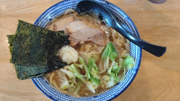 「豚骨醤油ラーメン」@麺 やまだの写真