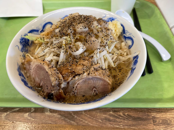 「ラーメン並＋豚1枚」@ジャンクガレッジ フォレオ菖蒲店の写真