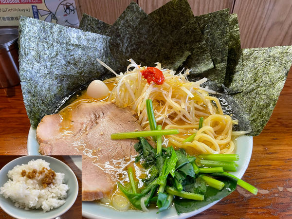 「ネギラーメン（味噌）870円、海苔増し100円、ライス100円」@横浜ラーメン 壱福家の写真