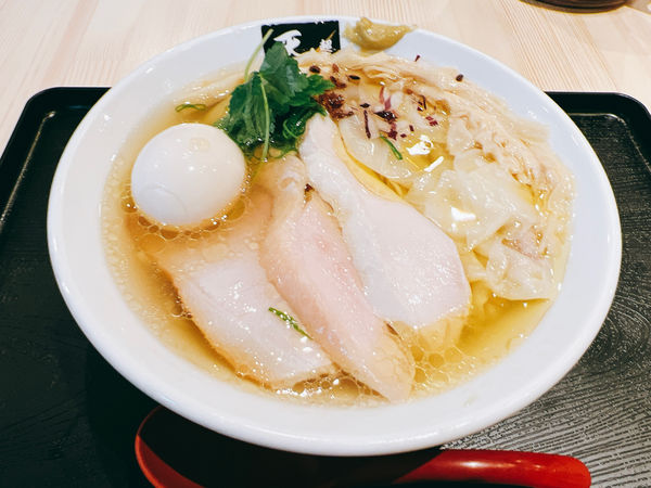 「鶏白醤油らぁめん」@超純水採麺 天国屋の写真