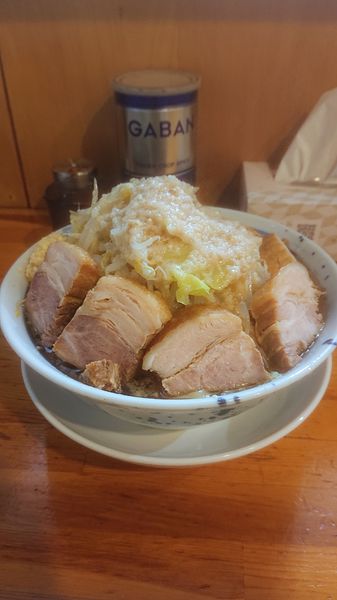 「豚ラーメン  麺大盛  野菜マシ  ニンニク  油」@連の写真