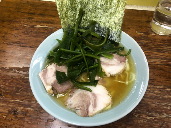 「チャーシューメン ¥950 くきわかめ ¥200」@まこと家の写真
