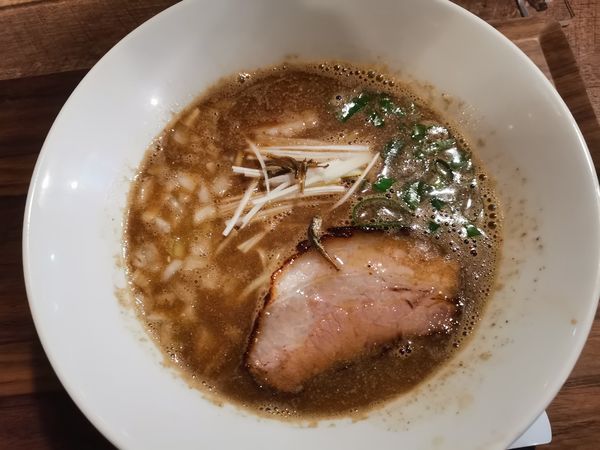 「煮干し中華そば（小）」@駅前中華そば だるまやの写真