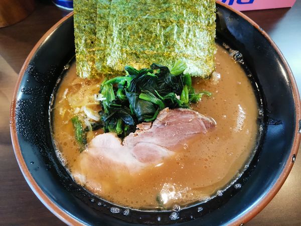 「らーめん」@横浜家系らーめん 英の写真