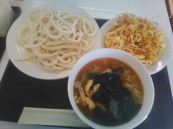 「はちまん（つけ）(650円)」@はちまんうどんの写真