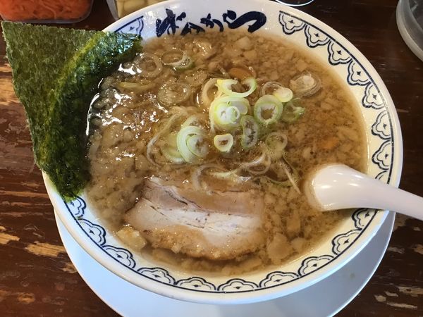 「ばんからラーメン704円(ちいき新聞クーポンで500円)」@東京豚骨拉麺 ばんから 柏豊四季店の写真