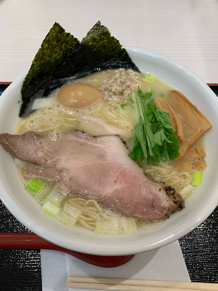 「濃厚鶏白湯」@麺処 景虎 produced by ほん田の写真