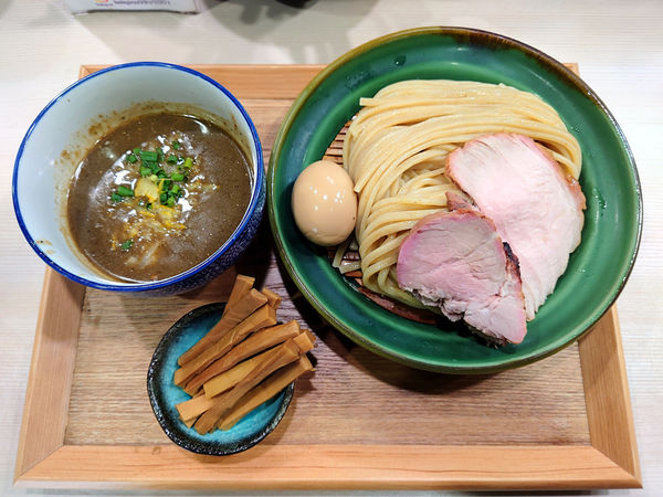 「極濃煮干しつけ麺+味玉+極太メンマ」@煮干しつけ麺 宮元の写真