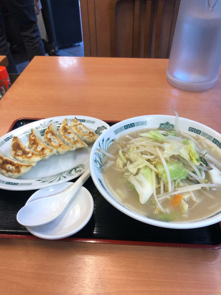 「野菜たっぷりタンメン　餃子セット　730円」@日高屋 水天宮前店の写真