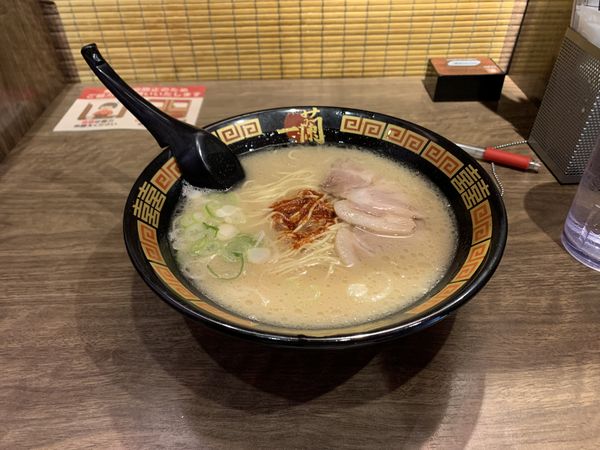 「天然とんこつラーメン（？・890円）」@一蘭 柏店の写真