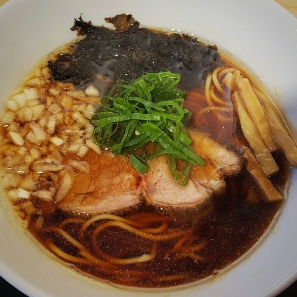 「煮干しらーめん ８５０円」@麺ゃ みくりの写真