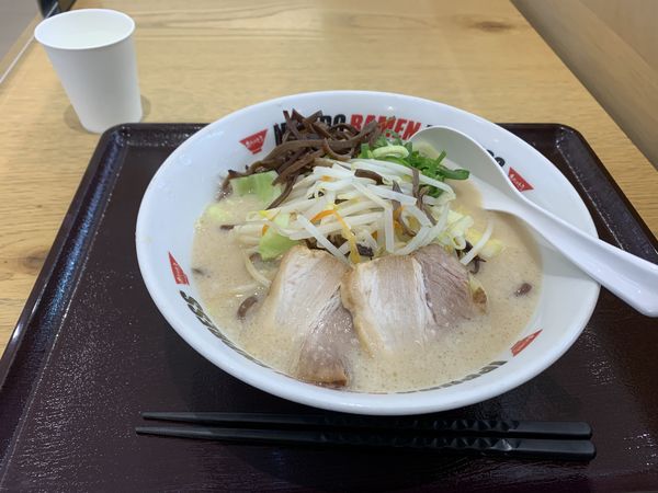 「野菜とんこつ（990円）」@IPPUDO RAMEN EXPRESS テラスモール松戸店の写真