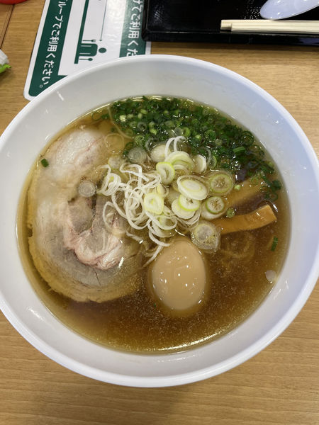 「煮玉子鹽らぁ麺」@らぁ麺MORIZUMIの写真