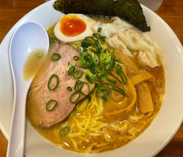「生姜ワンタンラーメン」@天空の写真