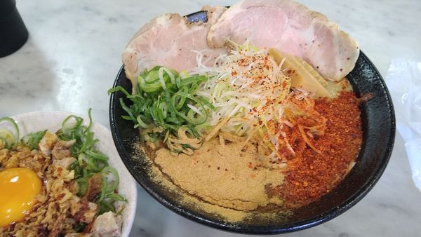 「ハーフ&ハーフ」@濃厚ラーメン とことんとりコトコトの写真