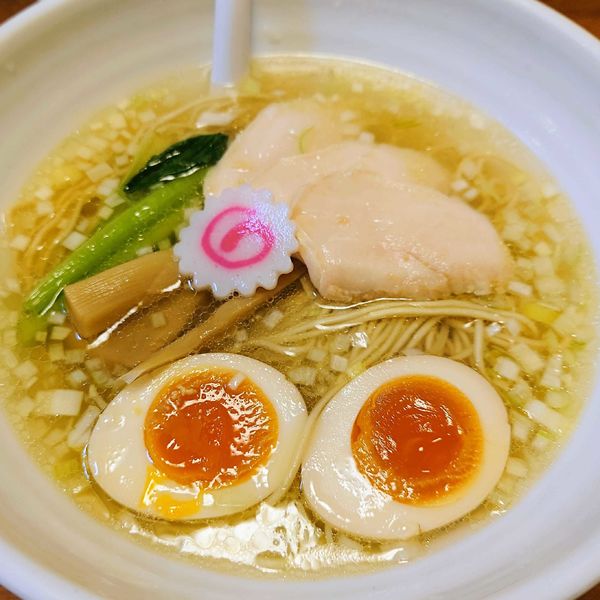 「鶏塩中華そば+味玉 900円」@麺処 若武者の写真