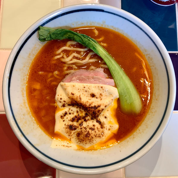 「エビトマトラーメン（850円）チーズ（100円）」@エービーディーシーの写真