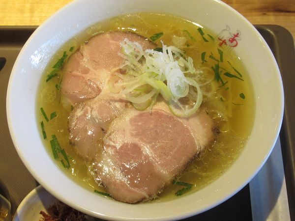 「塩ラーメン（800円）」@塩ラーメン あす流の写真