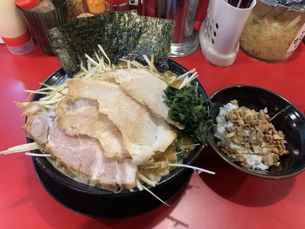 「白ネギラーメン」@家系ラーメン 王道 神道家の写真