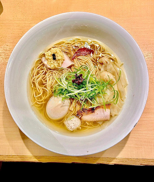 「特製塩そば」@饗 くろ㐂の写真