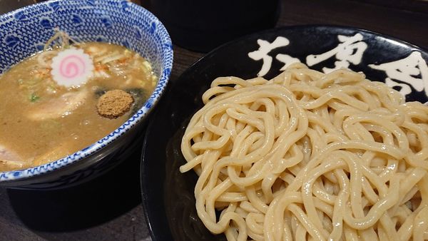 「つけめん並850円」@六厘舎 上野店の写真