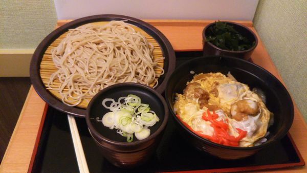 「(冬メニュー)たこ玉丼セット、ワカメ(クーポン)」@ゆで太郎 水道橋店の写真