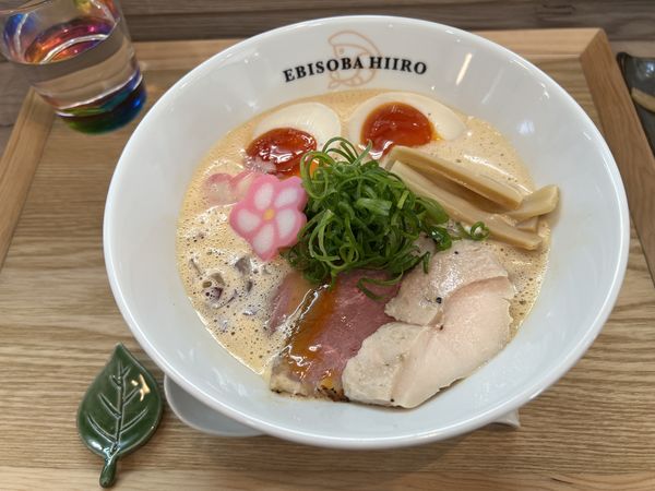 「濃厚海老そば980円＋特製盛380円」@えびそば 緋彩の写真