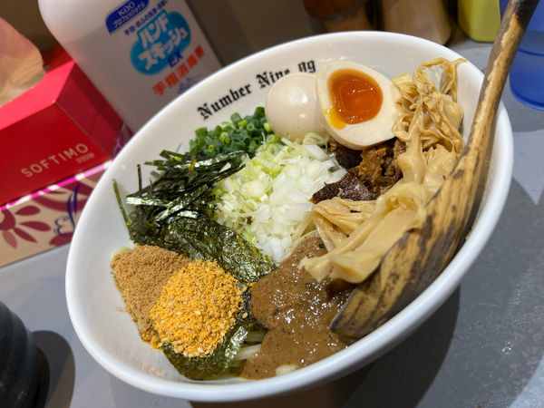 「まぜそば」@麺Dining Number Nine 09の写真