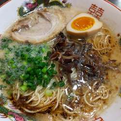 黒だるまラーメン