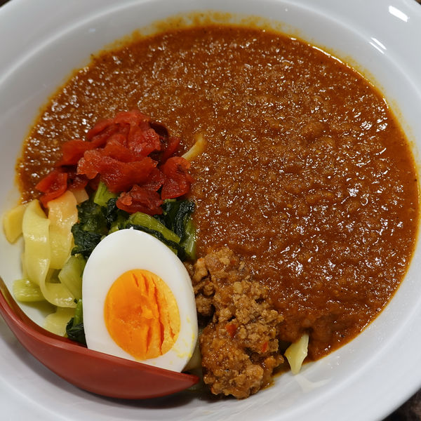 「ぶっかけスパイスカレー麺 880円」@田所商店 スパイスカレー部の写真