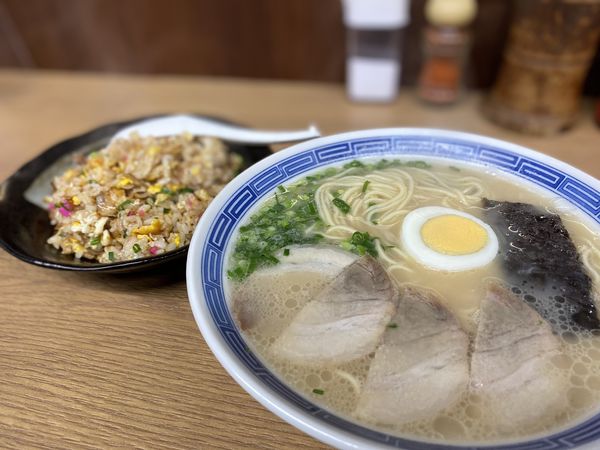 「ラーメン焼きめしセット 900円」@沖食堂の写真