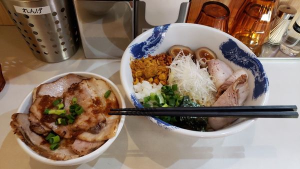 「【限定B】煮干しカレーまぜそば850円＋チャーシュー丼300円」@麺屋 扇 SENの写真