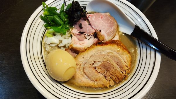 「特製濃厚そば」@陽はまたのぼるの写真