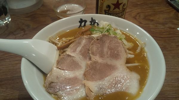 「サッポロラガー赤星+カレーラーメン(¥495+770)」@ラーメン力丸の写真